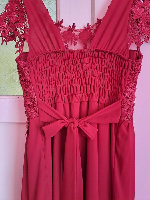 Rochie roșie eleganta