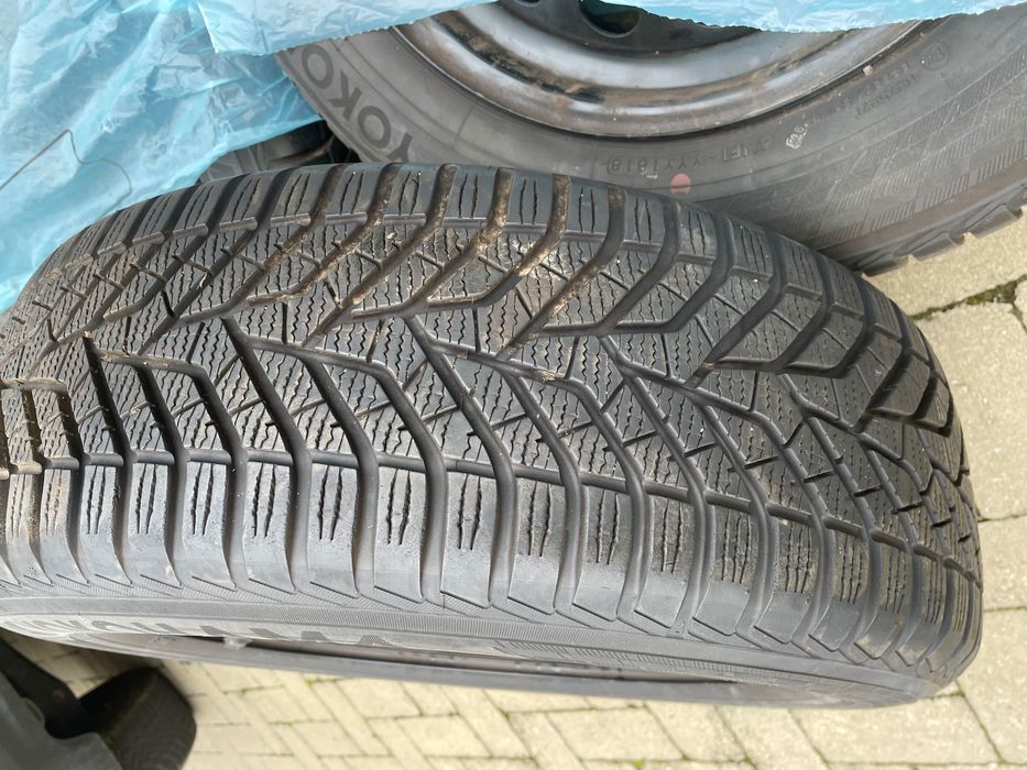 Anvelope de iarnă Yokohama 215/60R16