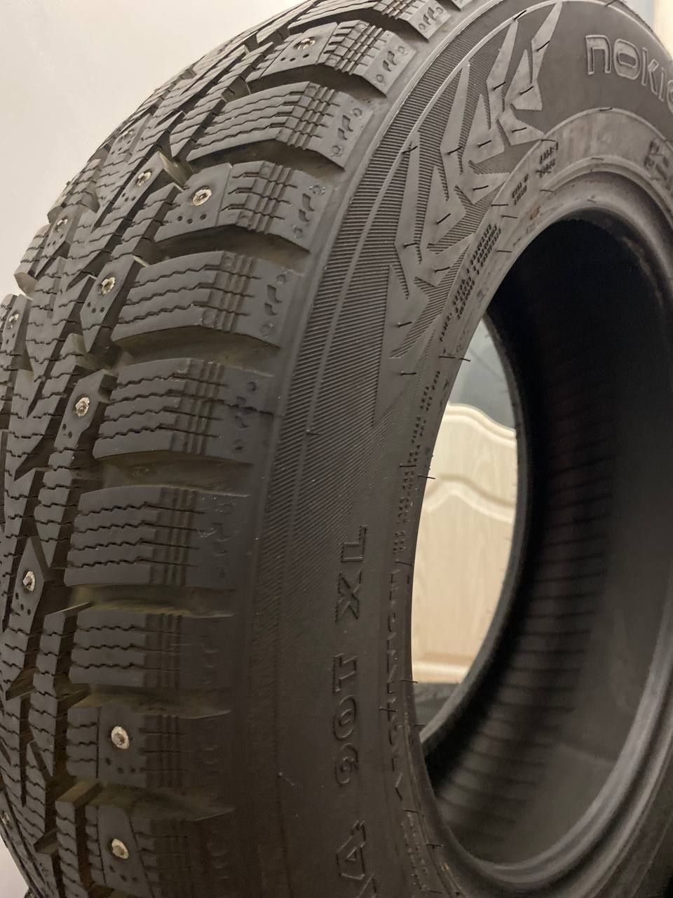 зимние шипованные шины Nokian nordman 7 R14