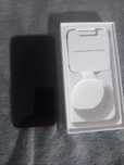 Iphone SE model rosu