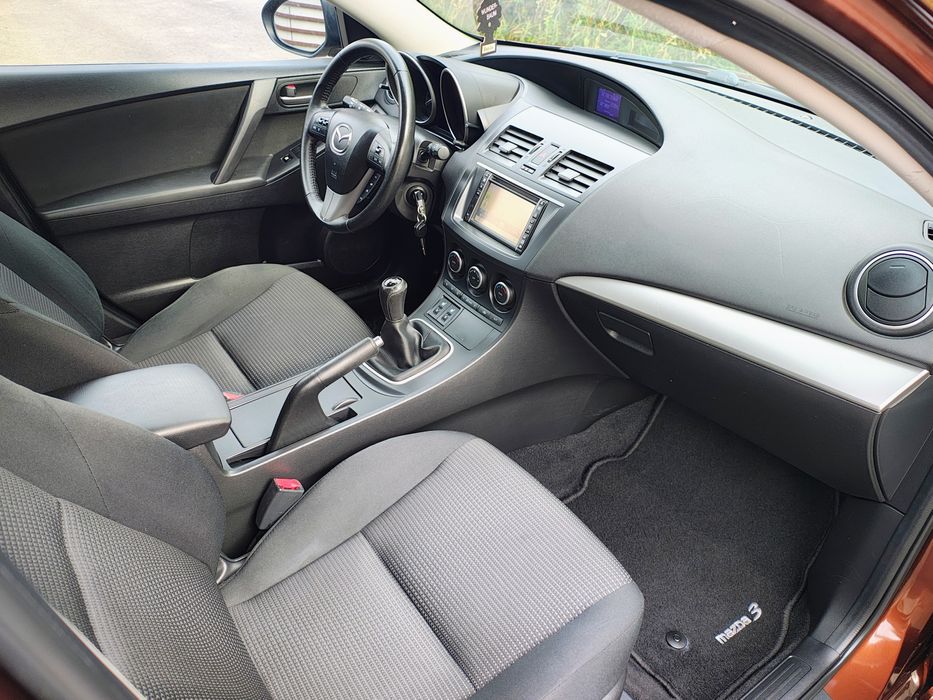 Mazda 3 model Kenco 1.6 benzina euro 5