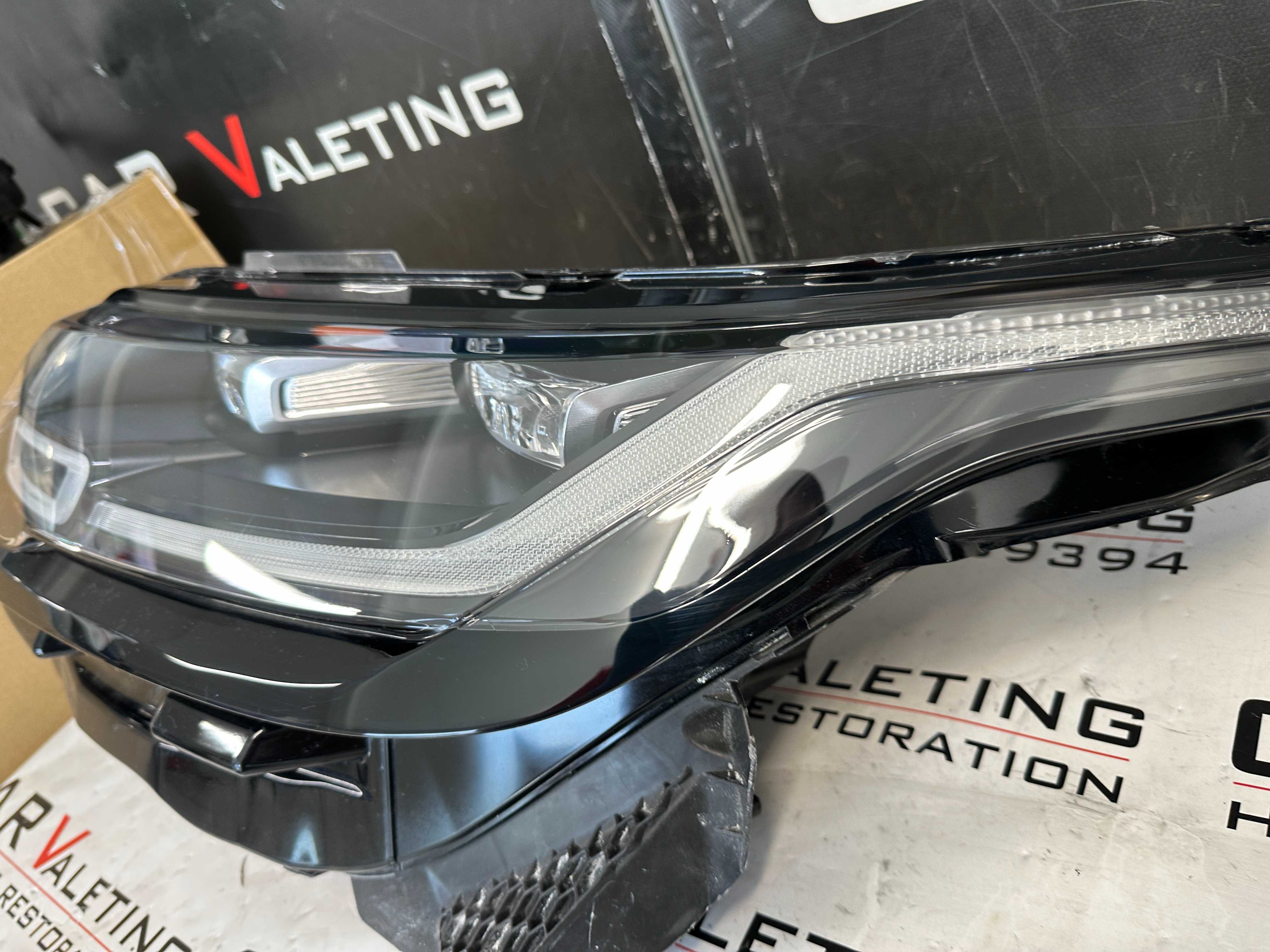 Фар фарове ляв Land Rover Range Rover Velar Рейнж Ровър Велар far LED