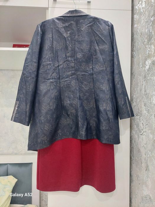 Продаётся женский пиджак