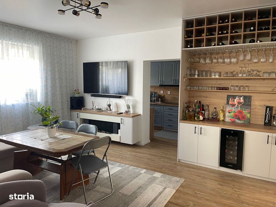 Apartament la casa,cu curte proprie,Zona Str. Paulestiului