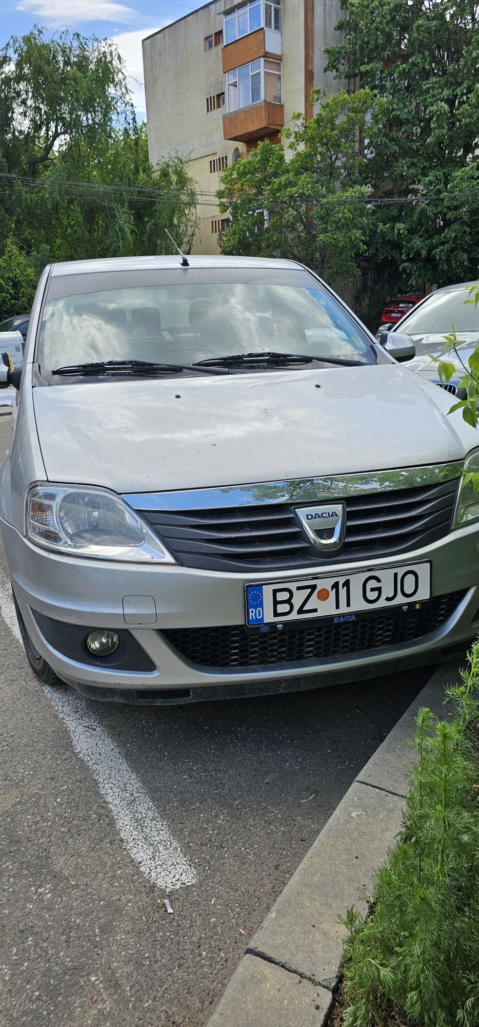 Dacia logan 1.6 mpi an 2012