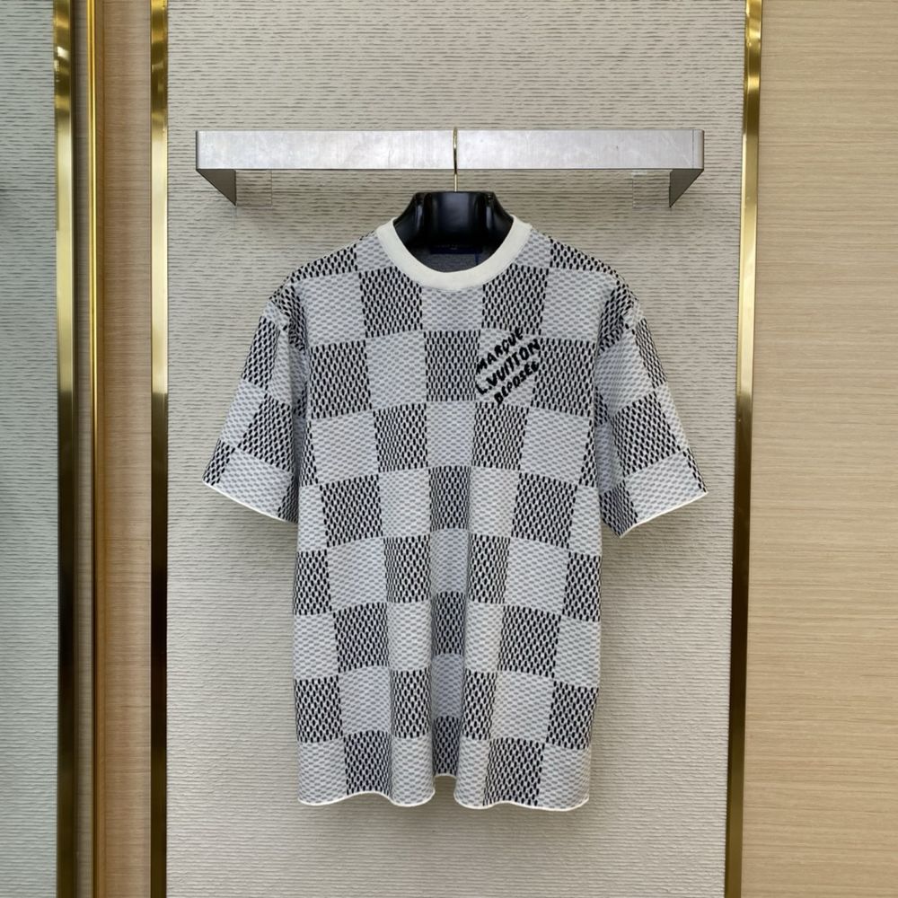 Tricou Louis Vuitton Calitate Premium