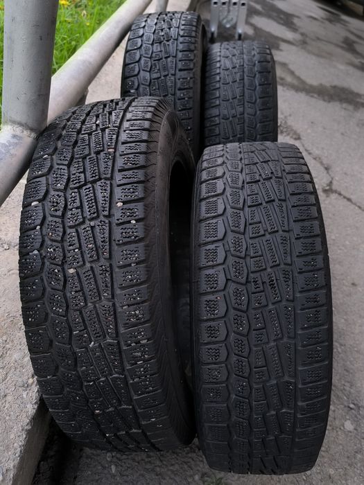 Зимние шины 185/65/R15