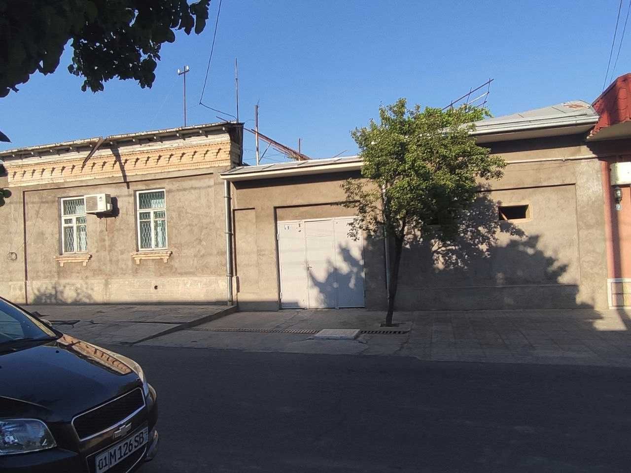 Sotiladi uchastka kokchada 4sotix fasad bor
