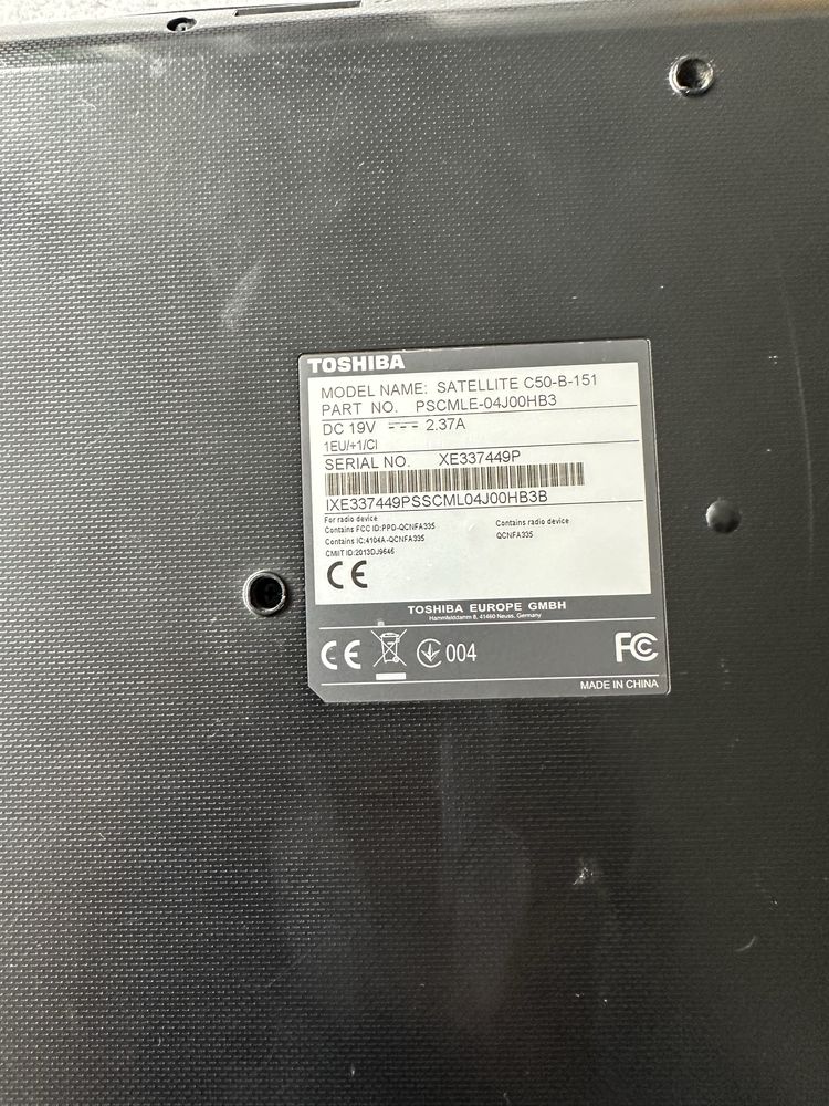 Лаптоп Toshiba с Windows 10 - 750 GB / 8GB RAM