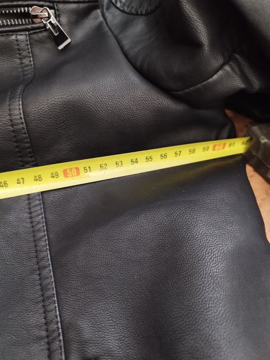 Мъжко яке от еко кожа много дебело подходящо за зимата