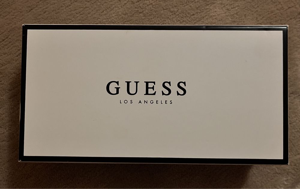 Portofel Guess nou