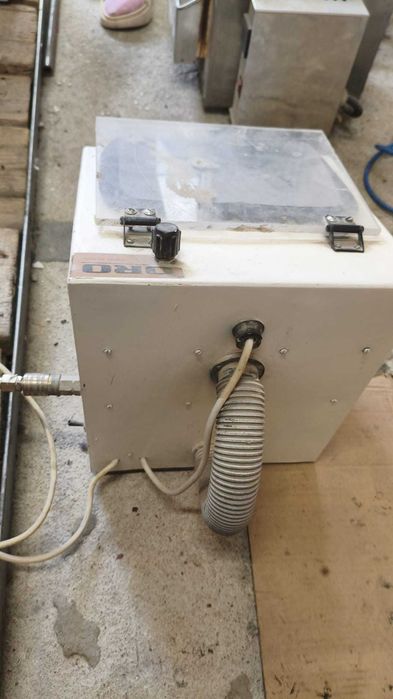 Sablator cu recirculare/cuva de sablat ORO Dentalfarm -tehnica dentara