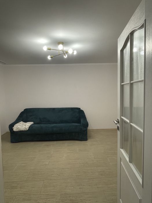 Inchiriez garsoniera (spatiu comercial) in Slatina