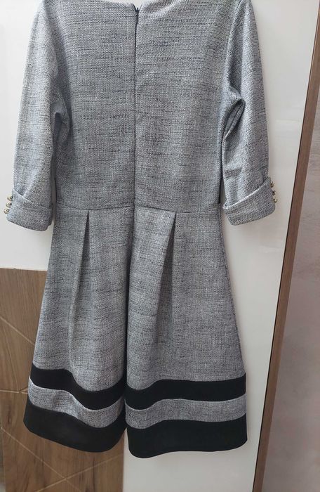 Рокля с 3/4 ръкав