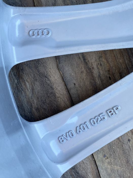 17 цола 5 х 112 мм Ауди , Audi A 3