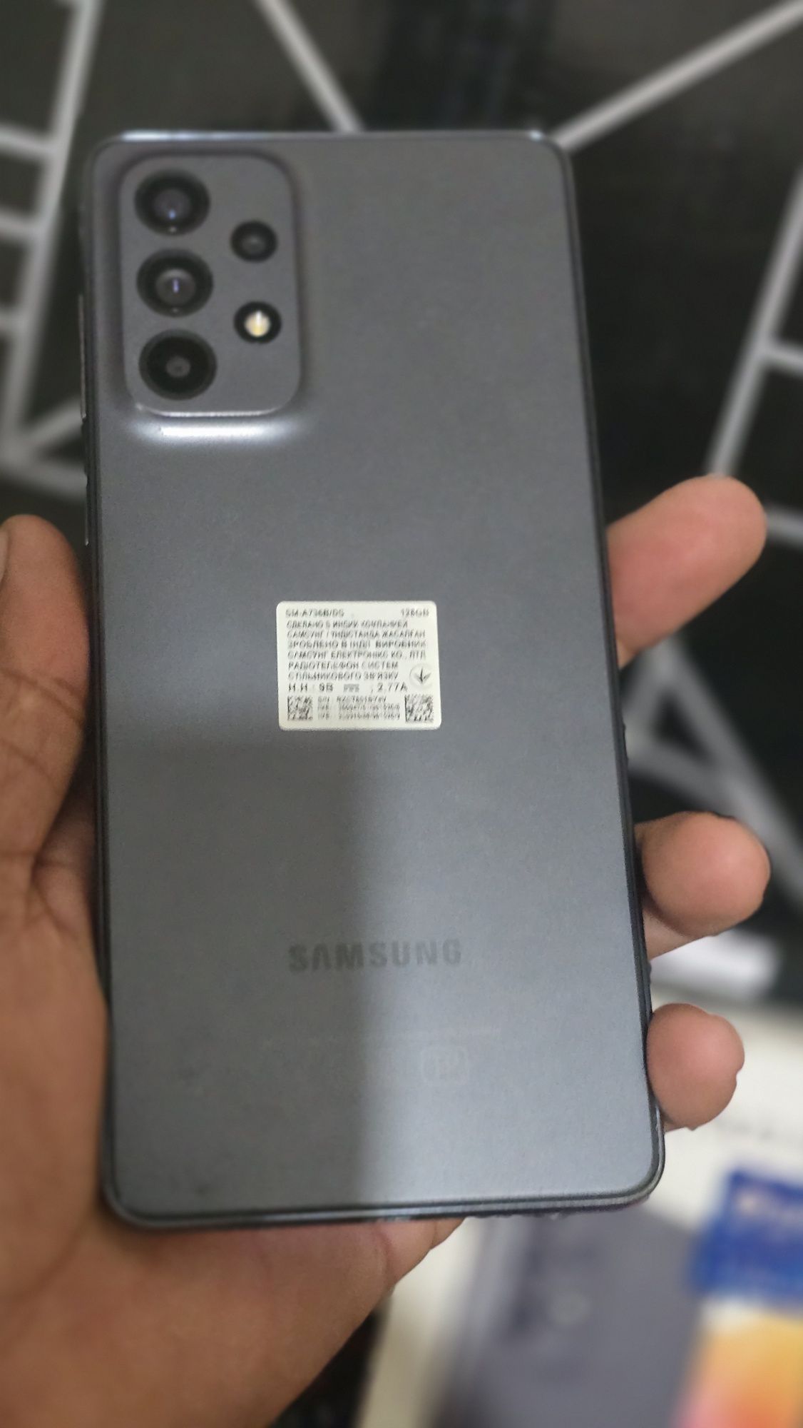 Продаётся телефон Samsung galaxy a73 5g