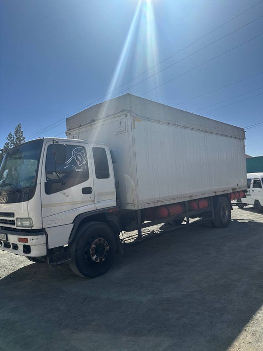 ISUZU FVR 33  2013