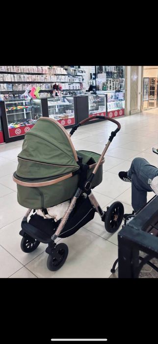 Продаю коляску Wingoffly