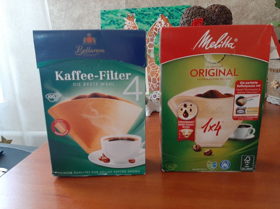 Продам 2 пачки фильтров для кофеварки.