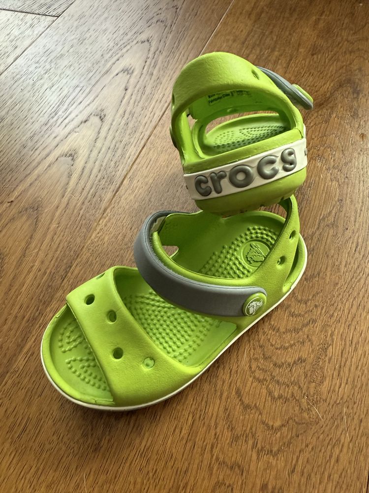 Детски зелени сандали CROCS, размер 22/23