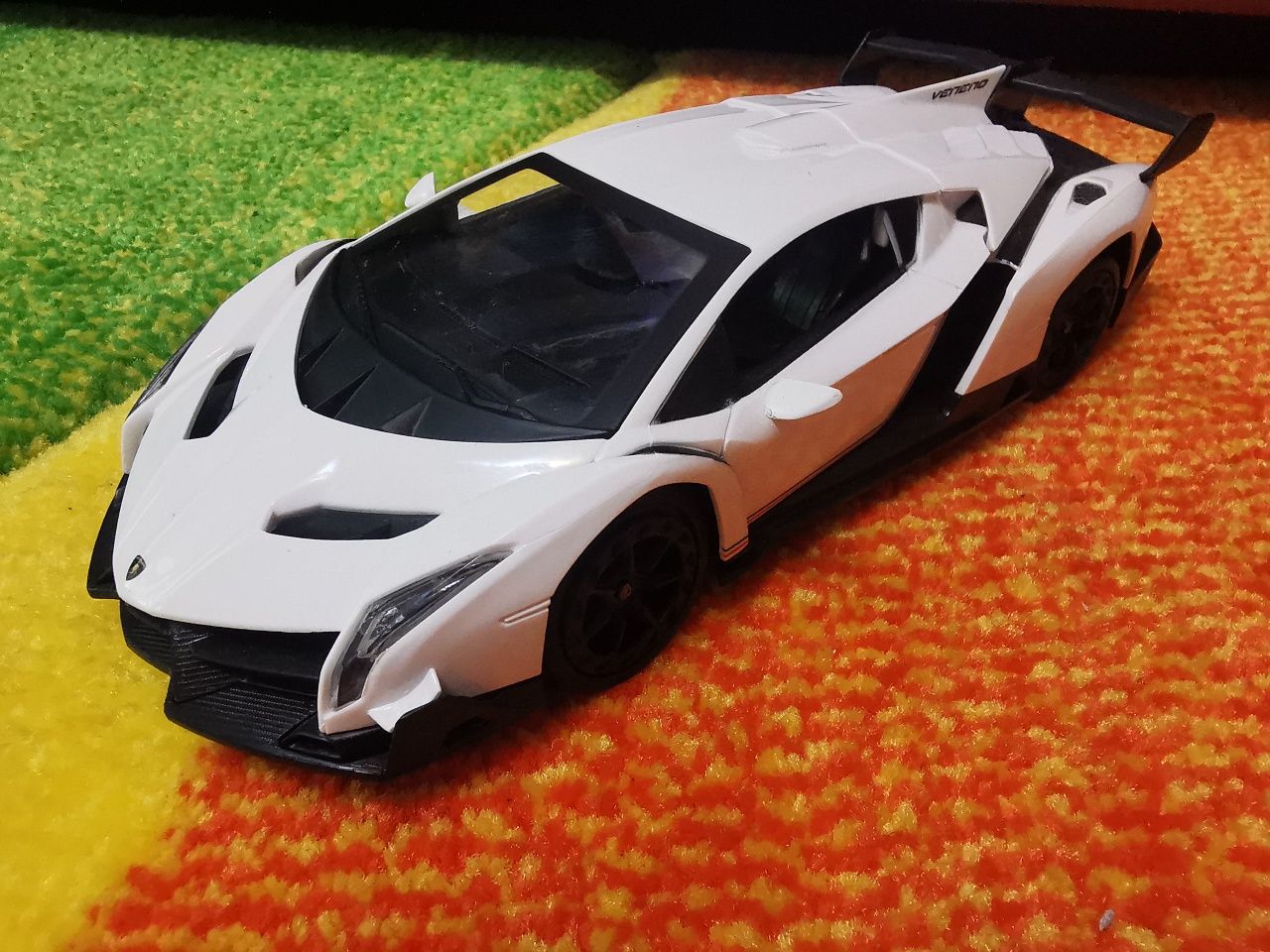 Macheta Lamborghini Veneno 1:24