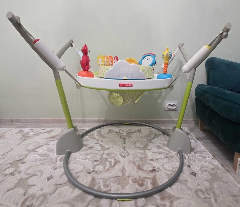 Jumper pliabil centru de activitati +4luni-12kg,scaun360°,sunete,lumin