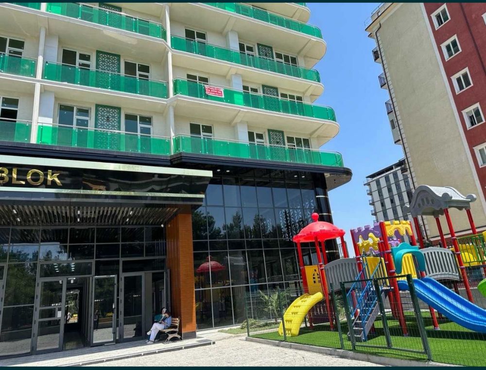 Xon Saroy “Salom Qo’yliq” Kadastr Bor. 47kv 37 + 10 balkon 14-qavatda