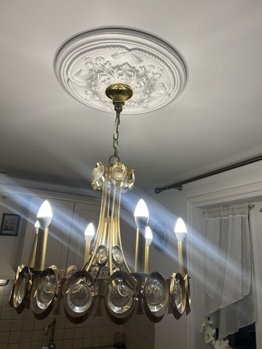 Candelabru elegant cu finisaj suriu cu sase becuri
