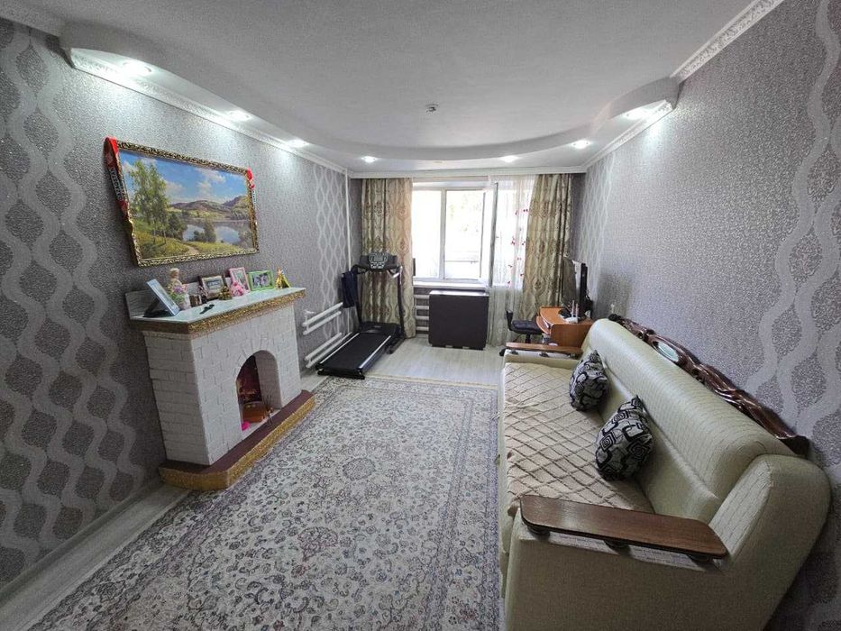 Продам 2 комн. кв. р-н Центр