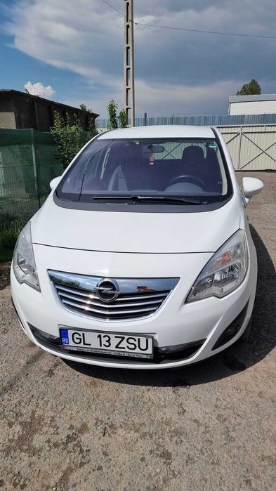 Inchirieri auto RECCRIS RENT a CAR/ Masini de inchiriat