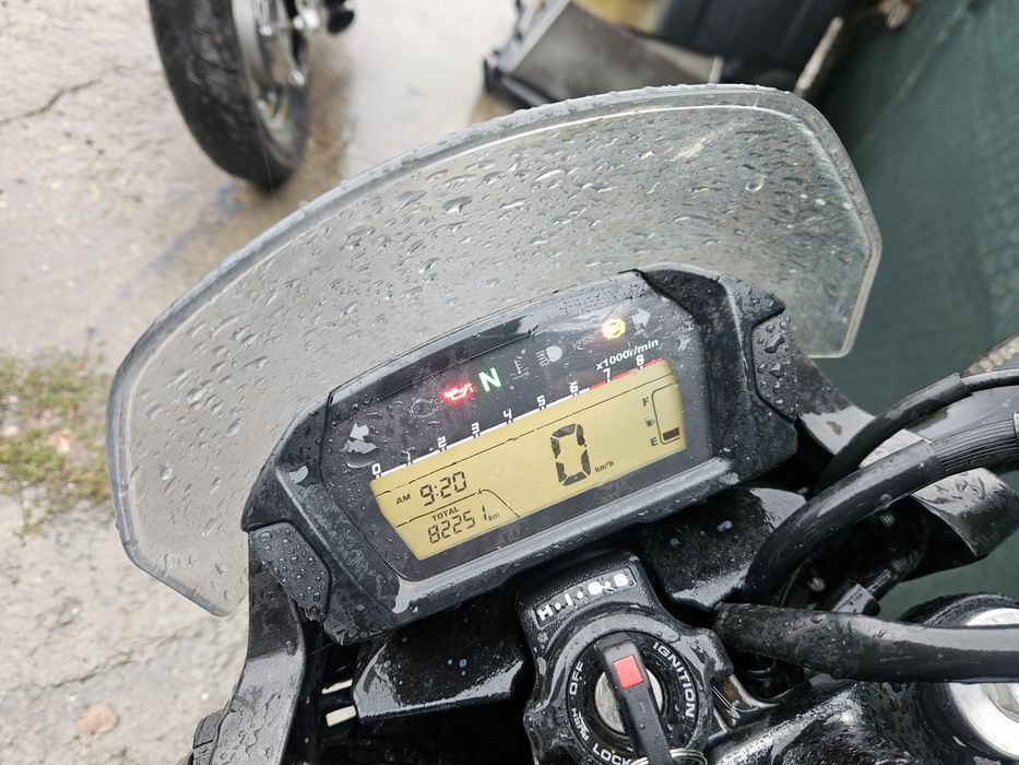 Honda NC700 avariata