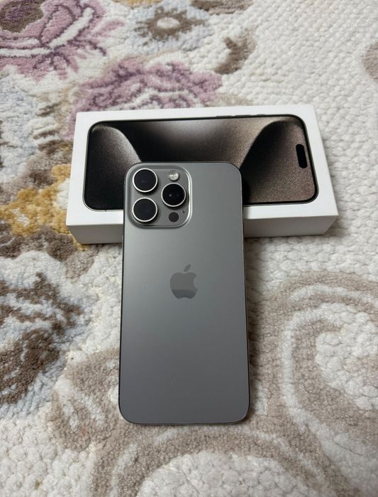 IPhone 15 pro max  256 в хорошем состоянии