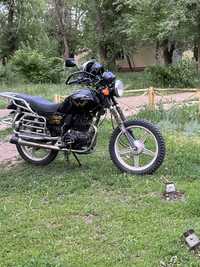 Продам мотоцикл 250сс