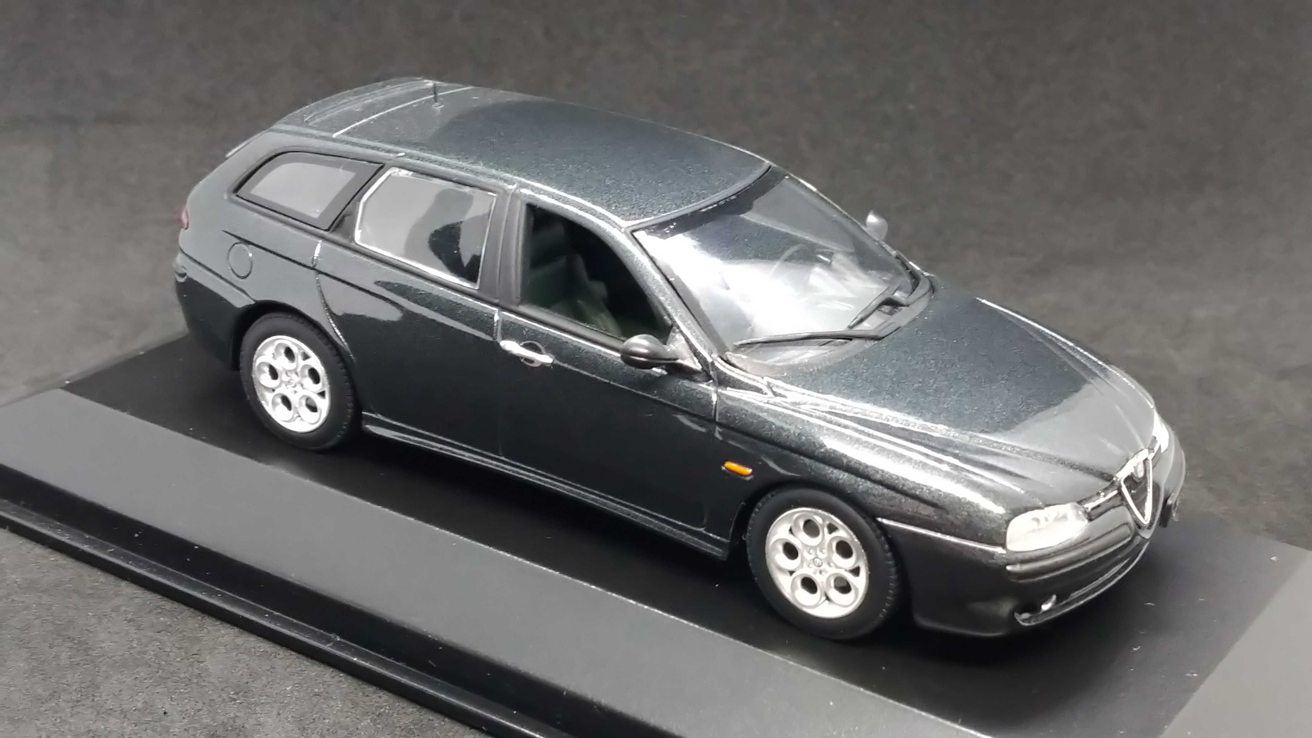 Macheta Alfa Romeo 156 sportwagon Minichamps 1:43 gri