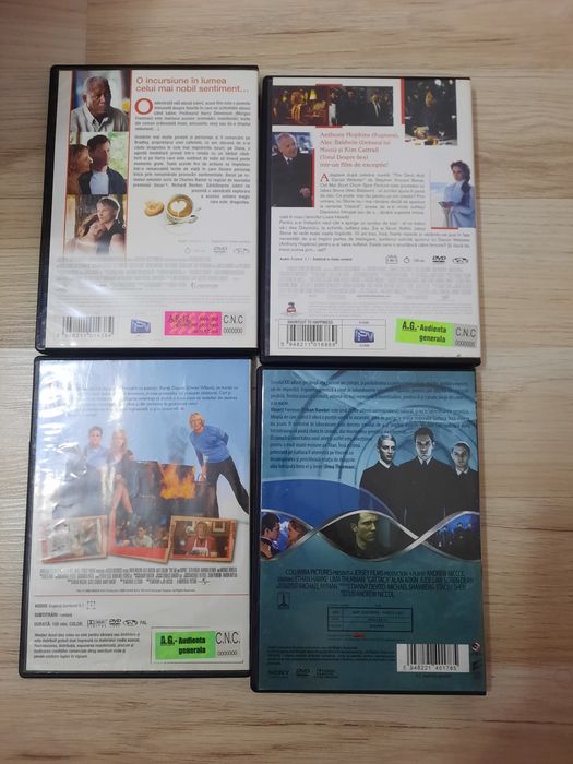 4 DVD  cu  filme