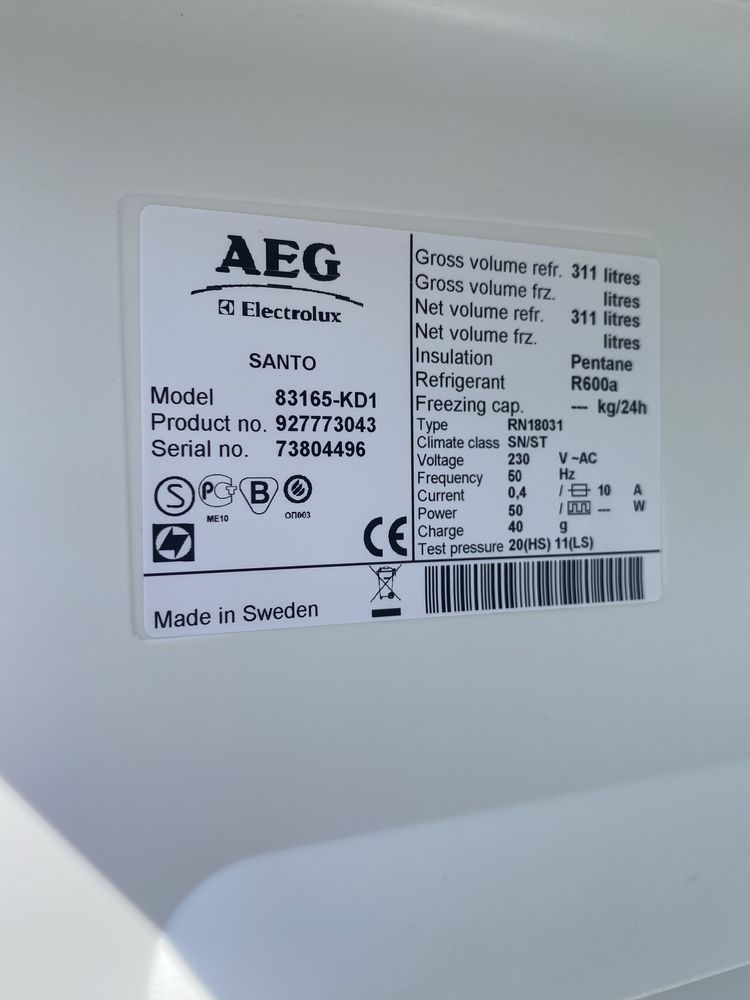 Хладилник AEG - Охладител с диспенсър за газирана вода 180 см