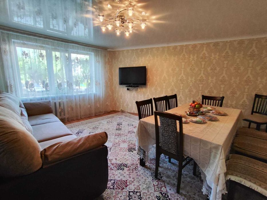 4 комнатная квартира , район Океан