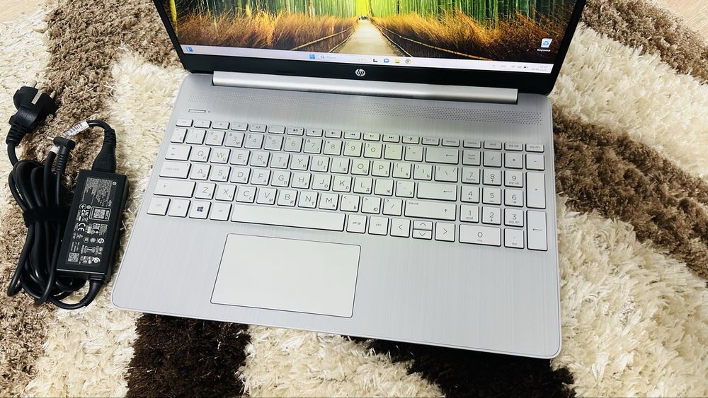 Мощный Ноутбук HP Core i3-11 16/512
