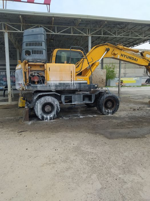 Ekskavator 140 hunday