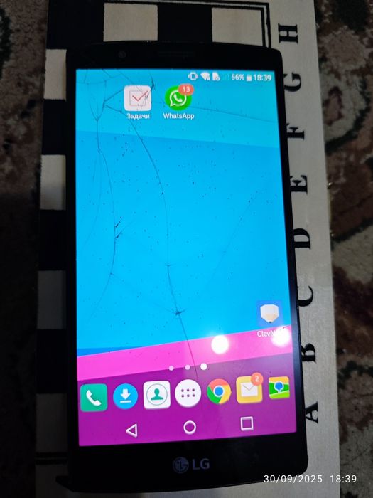 Продам смартфон LG G4