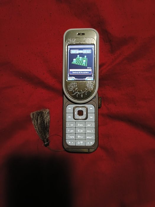Nokia 7370  Gold