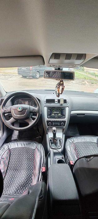 Vând Skoda Octavia 2 facelift  2012