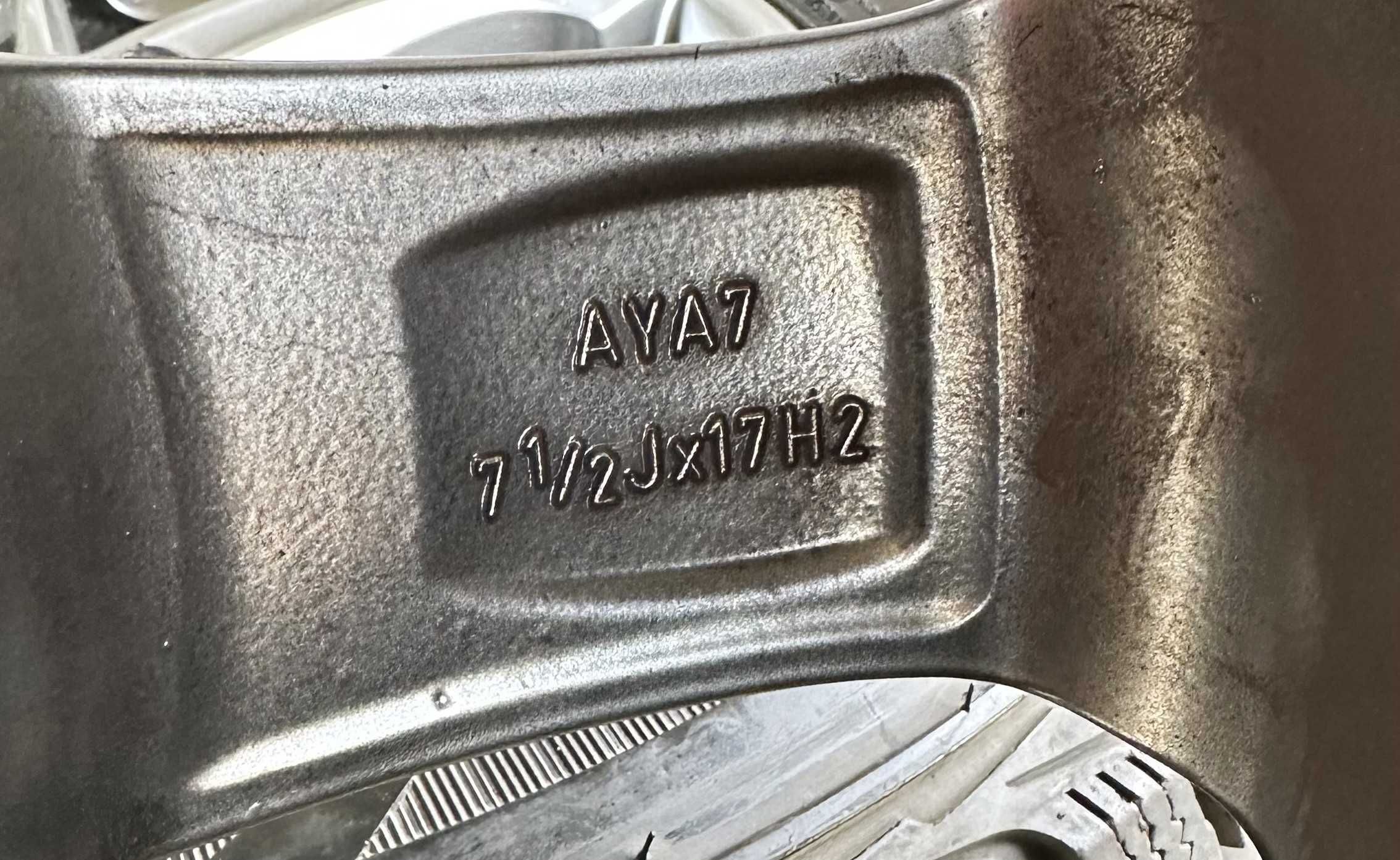 Гуми с Джанти 5x112r17 цола