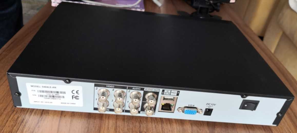 DVR Dahua DVR0404LE-AN, Analog, 4 canale, monitor, mouse, telecomandă
