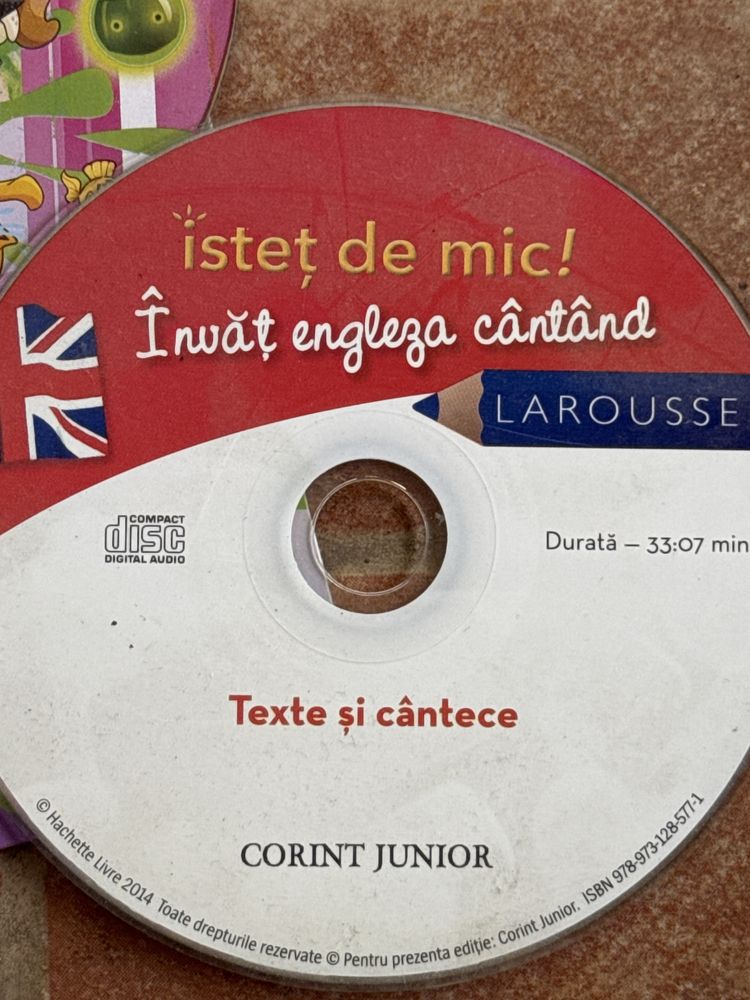 Set CD-uri in limba engleza plus joc de instalat in limba engleza