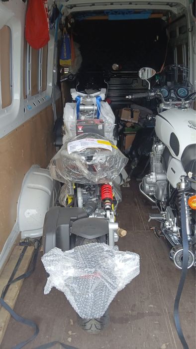 Vând scuter ITALJET DRAGSTER 200cc