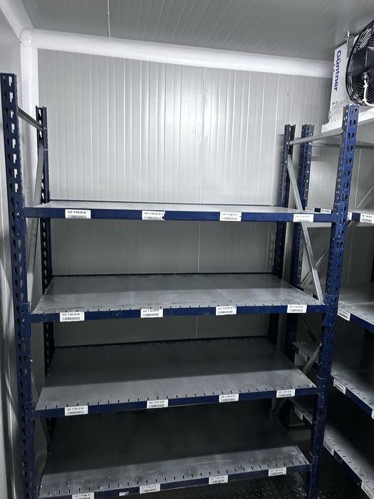 Rafturi metalice