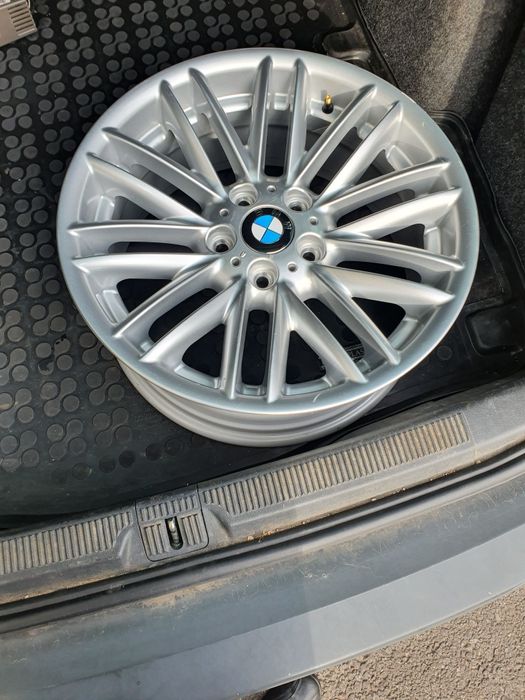 1 x janta originala 18 style 94 Bmw seria 7 E65 si 2 x 235 45 17