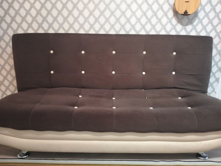 Продам диван с креслом