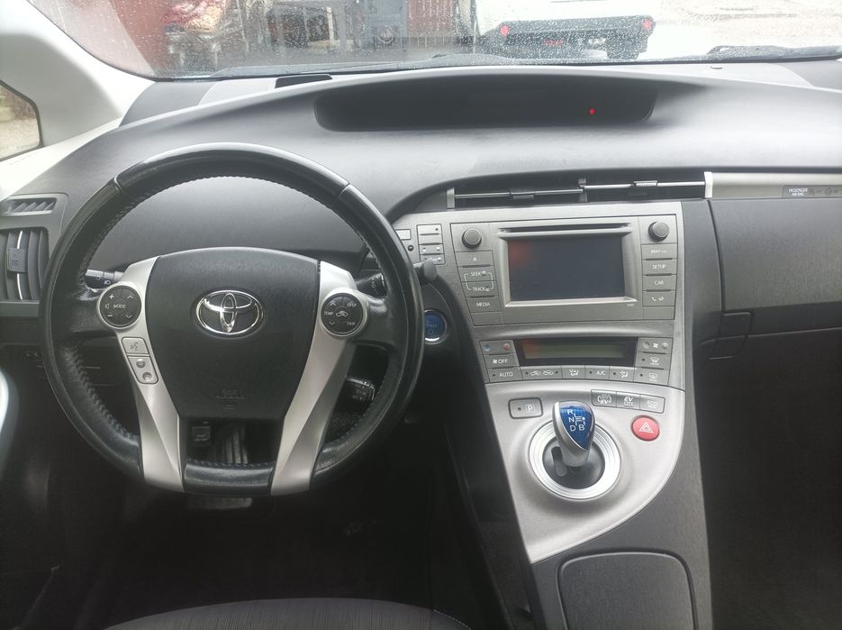 Toyota Prius 2012 proprietar
